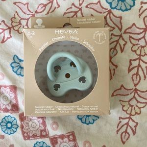 Hevea Round Binky